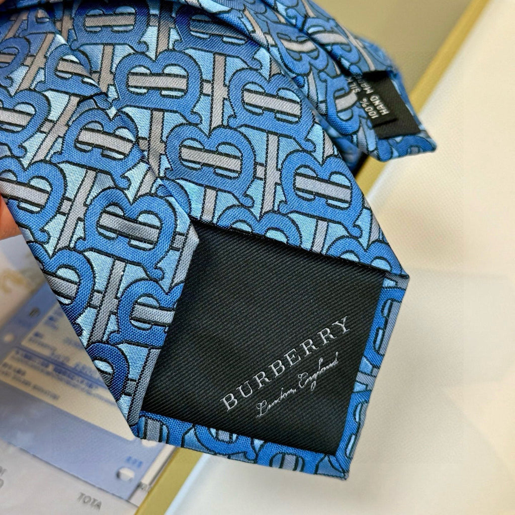 Burberry Style Men's Monogram Pattern Silk Tie