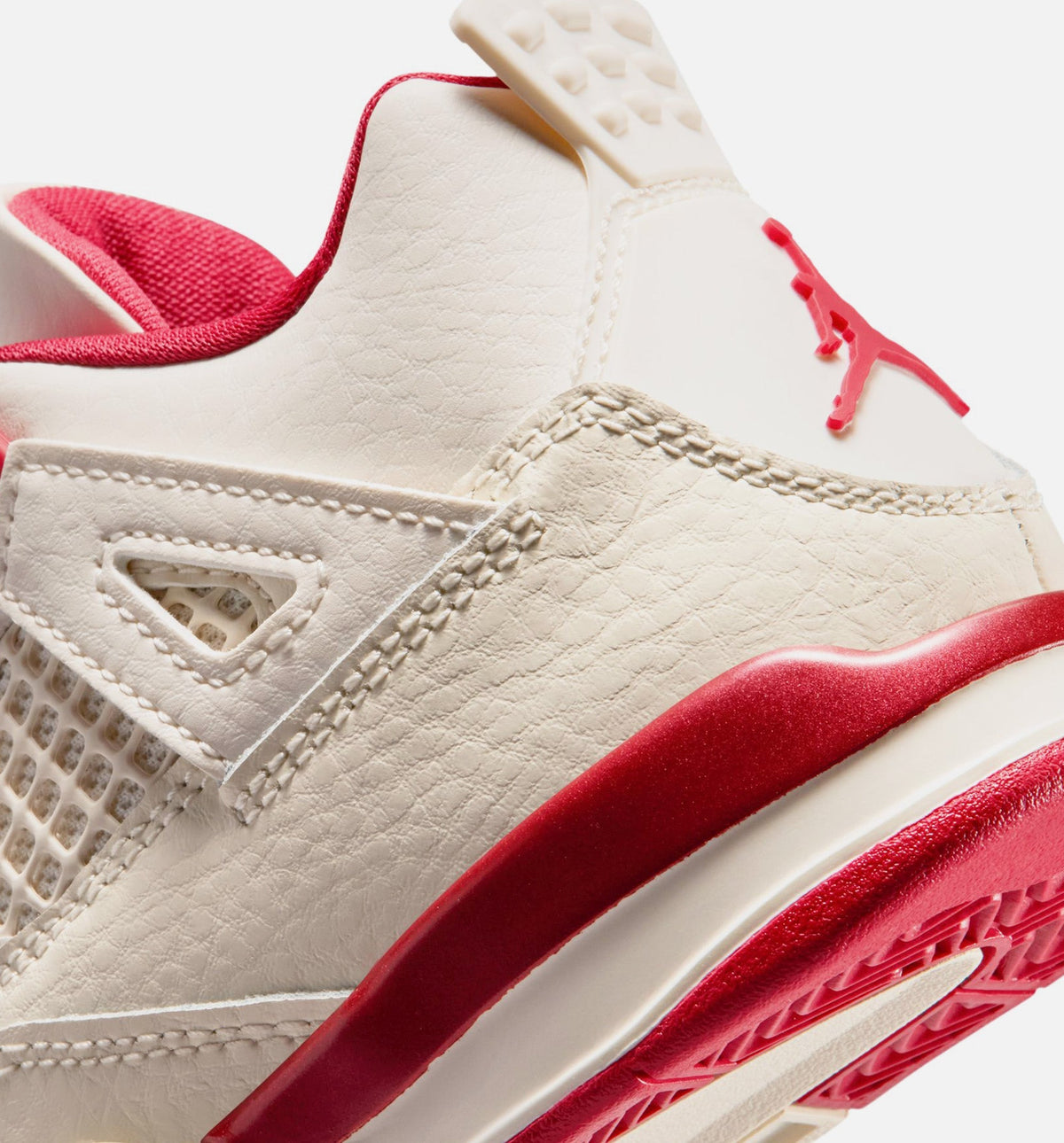 Air Jordan 4 Retro Valentine’s Day Preschool – Pale Ivory/Sierra Red/Tough Red