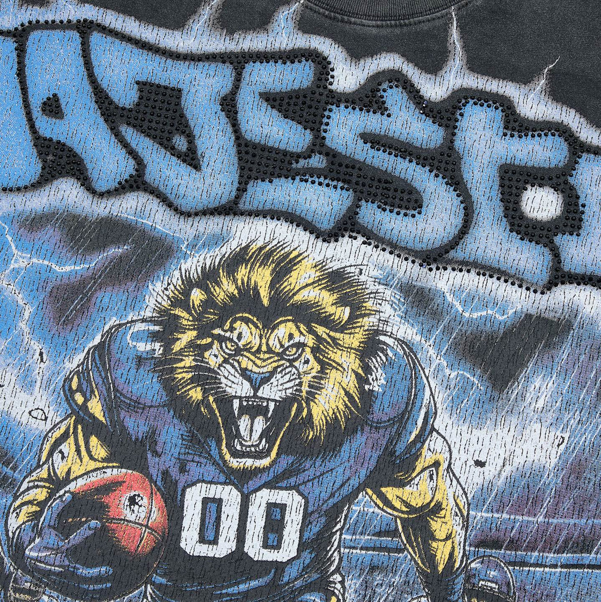 MAJESTIK Football Lion Graphic T-Shirt