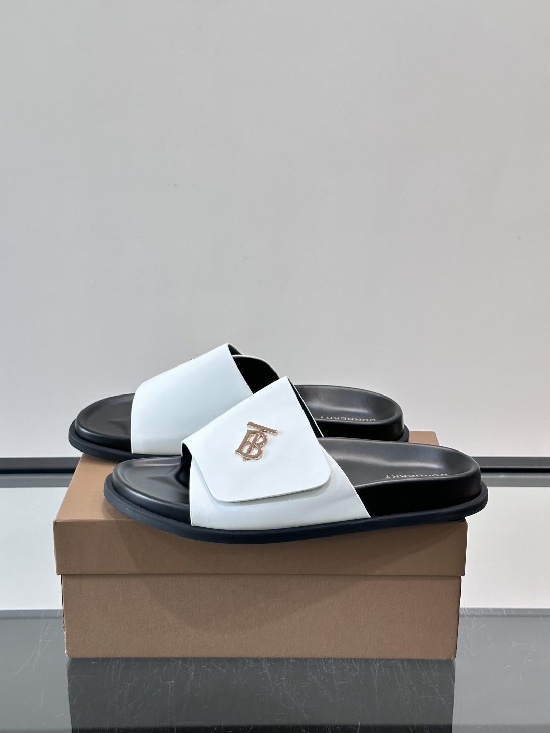 Burberry Men’s White Leather Logo Slide Sandals
