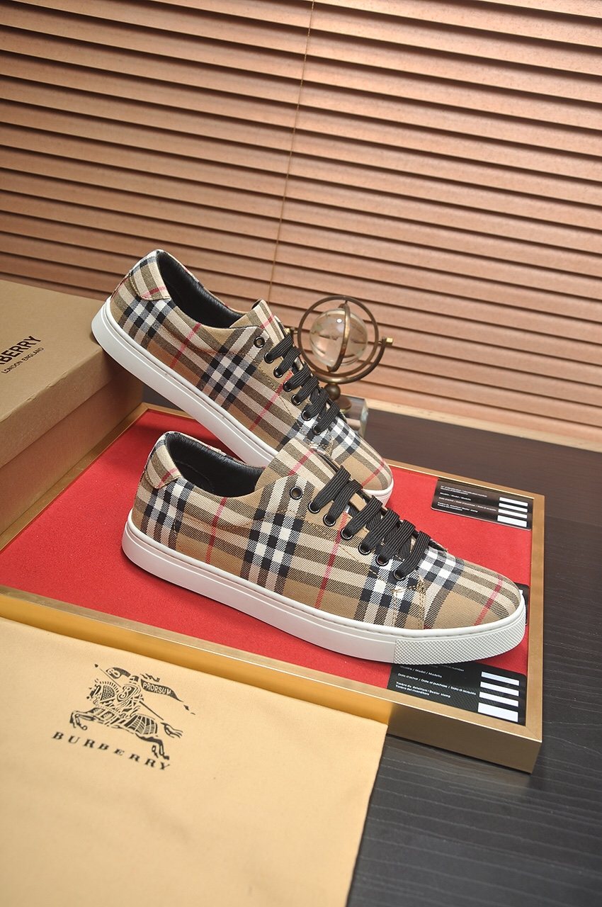 Burberry Beige Check Low-Top Sneakers - Black Laces