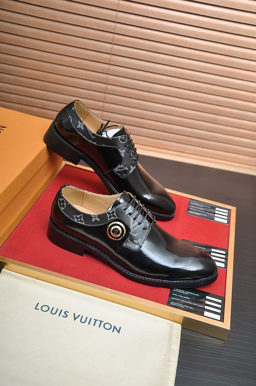 Louis Vuitton Patterned-Trim Lace-Up Dress Shoes