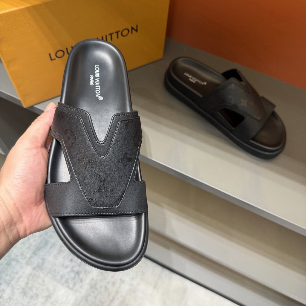 Louis Vuitton Oasis Men's Slide Sandals